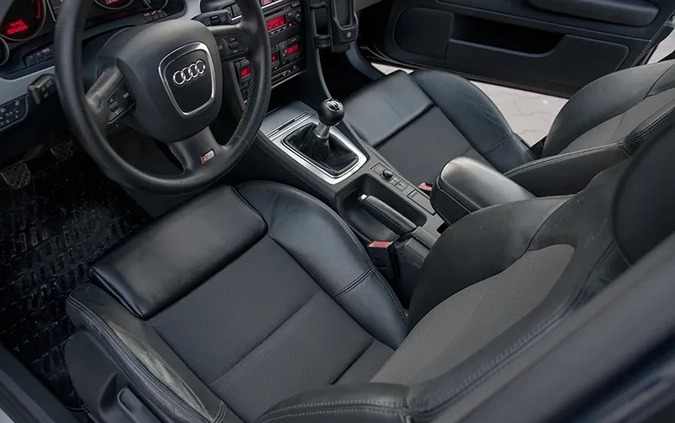 Audi A4 cena 22999 przebieg: 246000, rok produkcji 2006 z Elbląg małe 631